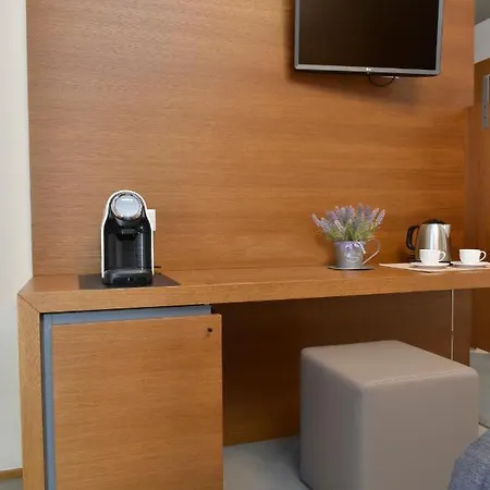 Piano Alto Guest house *