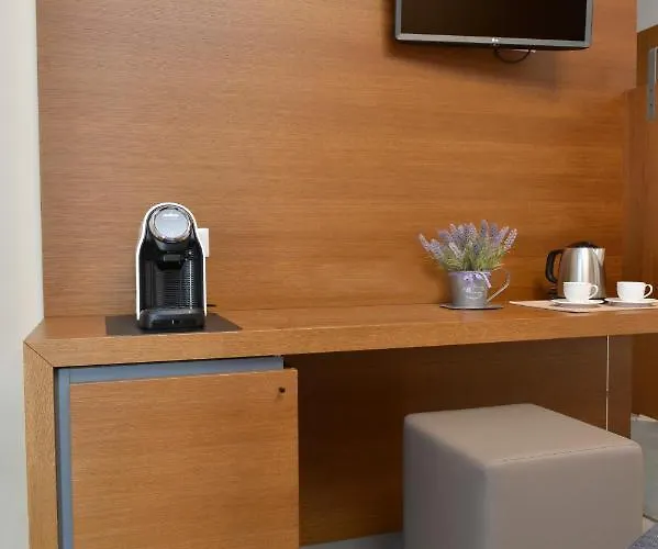 Piano Alto Konukevi 4*